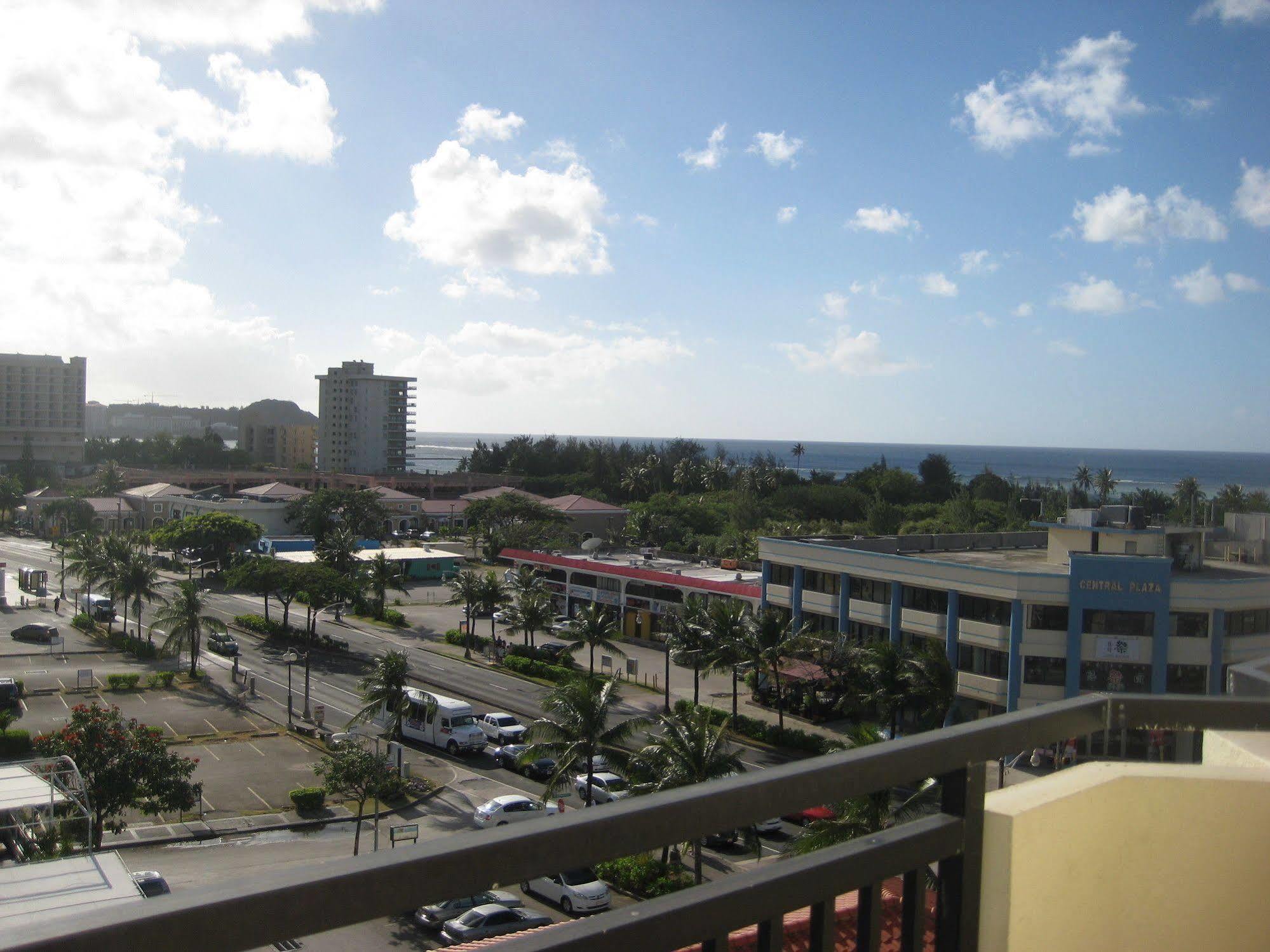 Grand Plaza Hotel Tumon Eksteriør billede