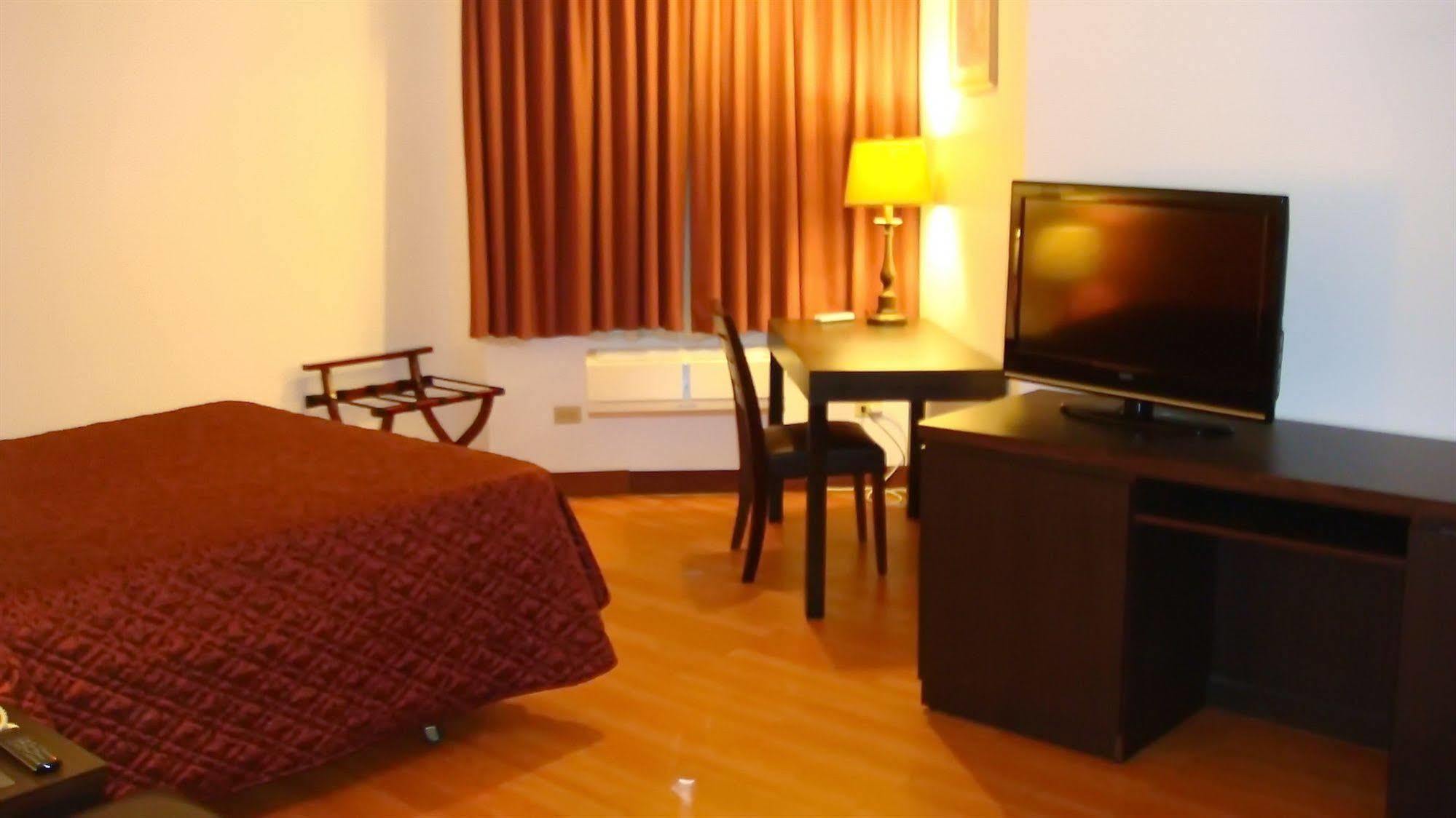 Grand Plaza Hotel Tumon Eksteriør billede