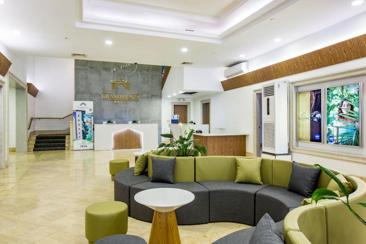 Grand Plaza Hotel Tumon Eksteriør billede